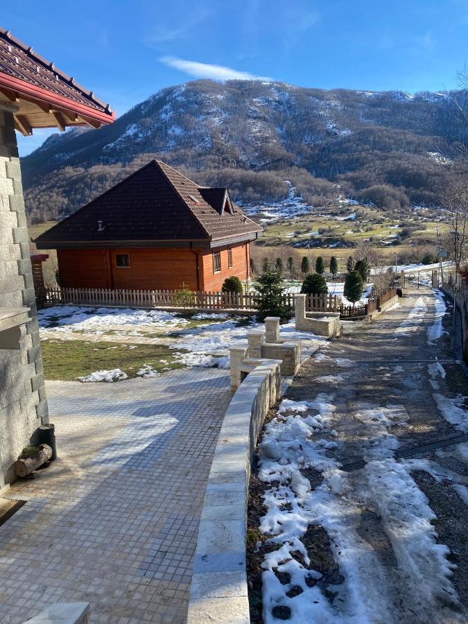 Joen Village Librazhet Exteriér fotografie