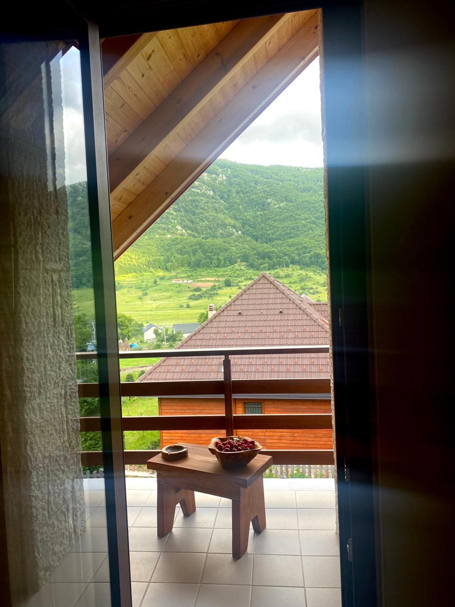 Joen Village Librazhet Exteriér fotografie